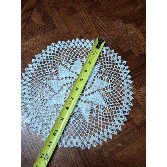 Vintage Crocheted Handmade Round Doily, White, 11", Star Pattern, - Picture 2 of 3